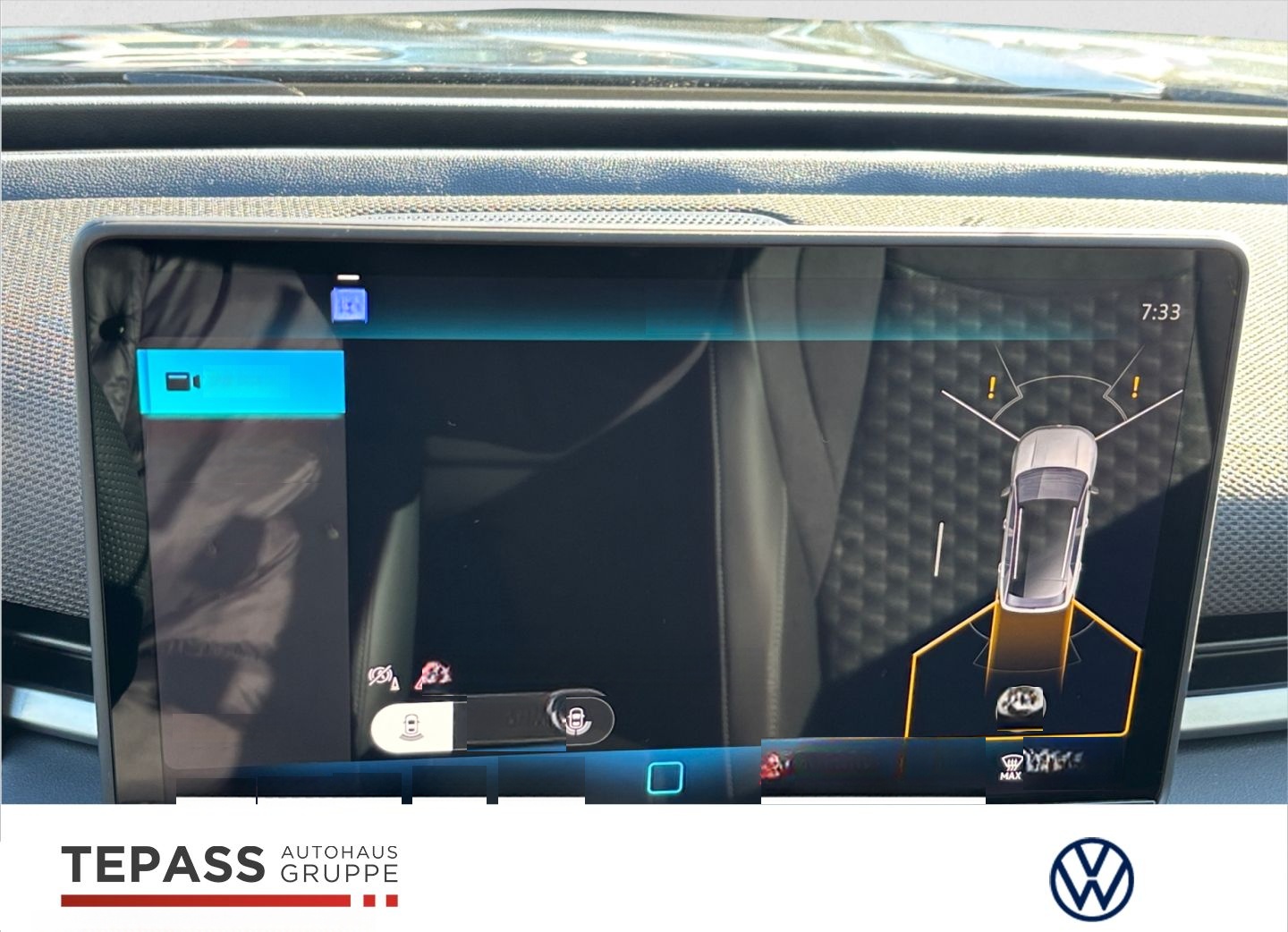 Volkswagen T-Roc 1.5 eTSI R-Line NAVI PANO BLACK foto 16