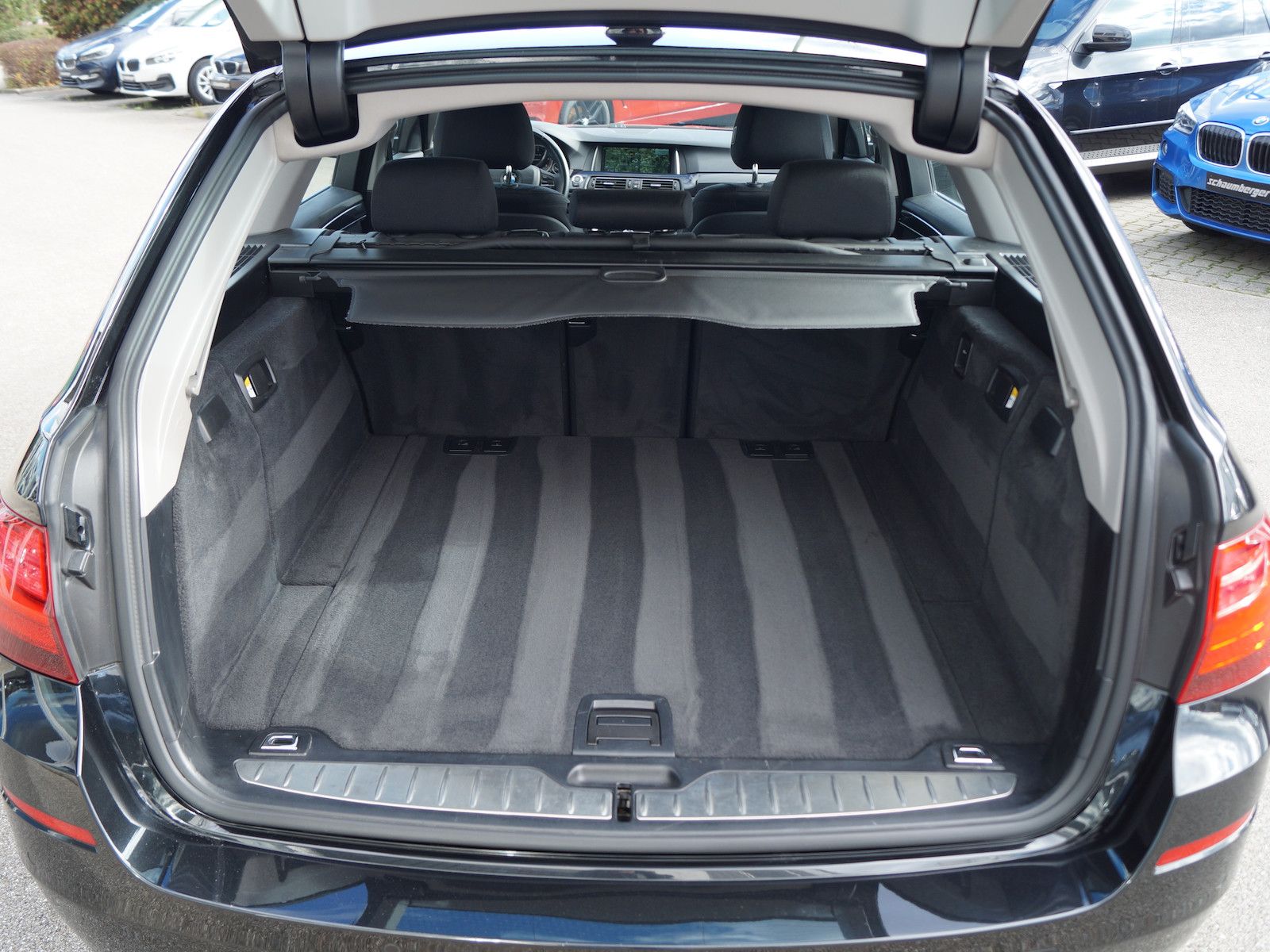 BMW 520d Aut. Touring * Navi * Xenon/Kurvenlicht * foto 15