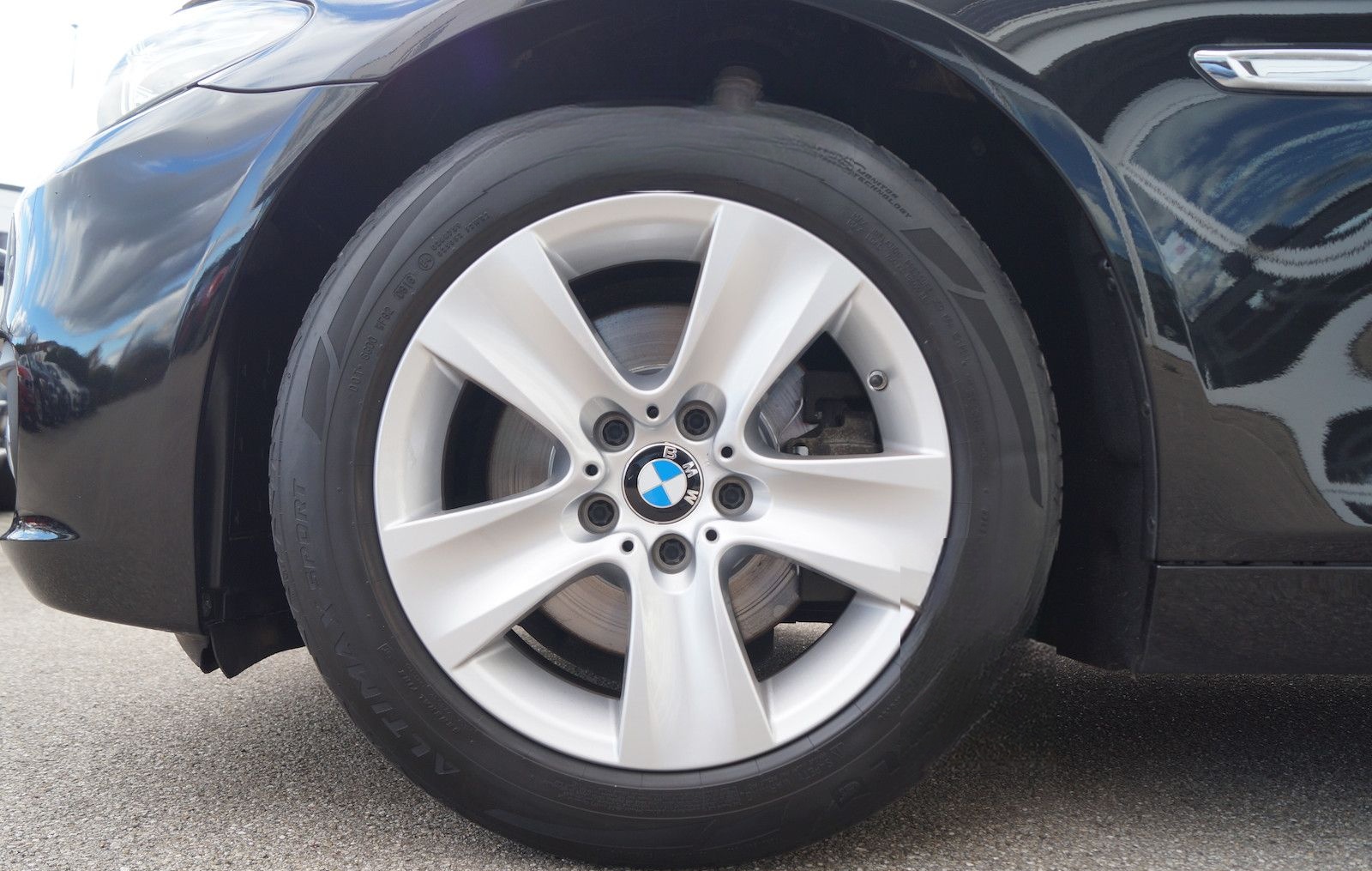 BMW 520d Aut. Touring * Navi * Xenon/Kurvenlicht * foto 20