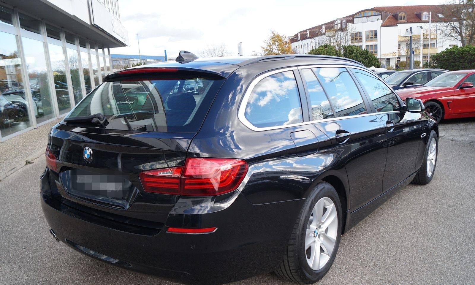 BMW 520d Aut. Touring * Navi * Xenon/Kurvenlicht * foto 3