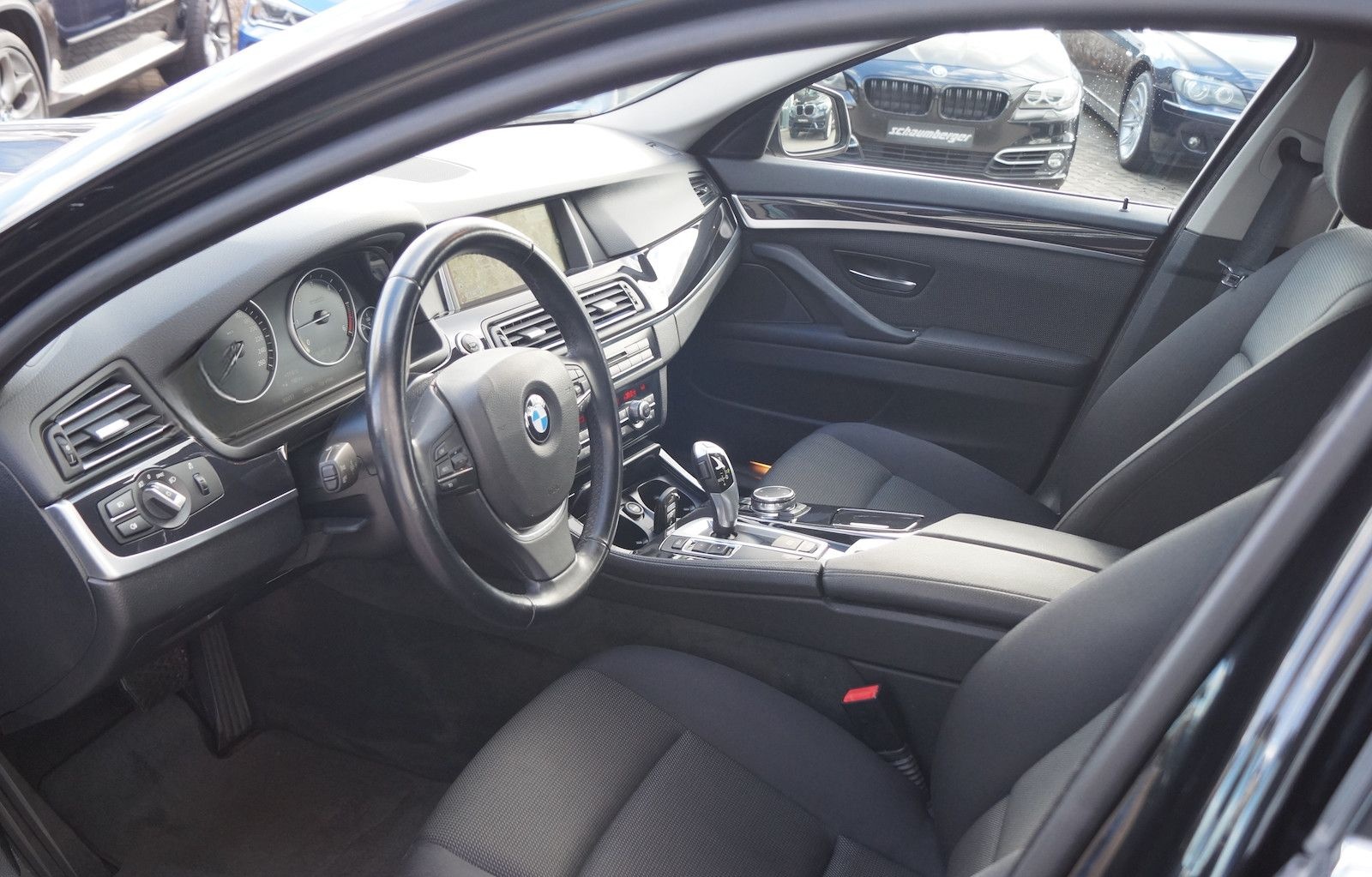 BMW 520d Aut. Touring * Navi * Xenon/Kurvenlicht * foto 5