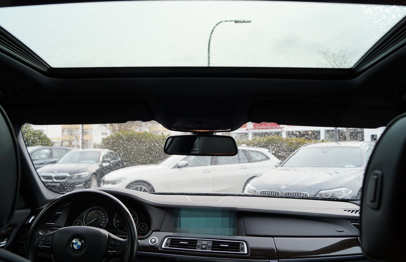 BMW 750i Aut.* Navi * Glasdach * Hifi-DSP * Alu 20´ foto 14