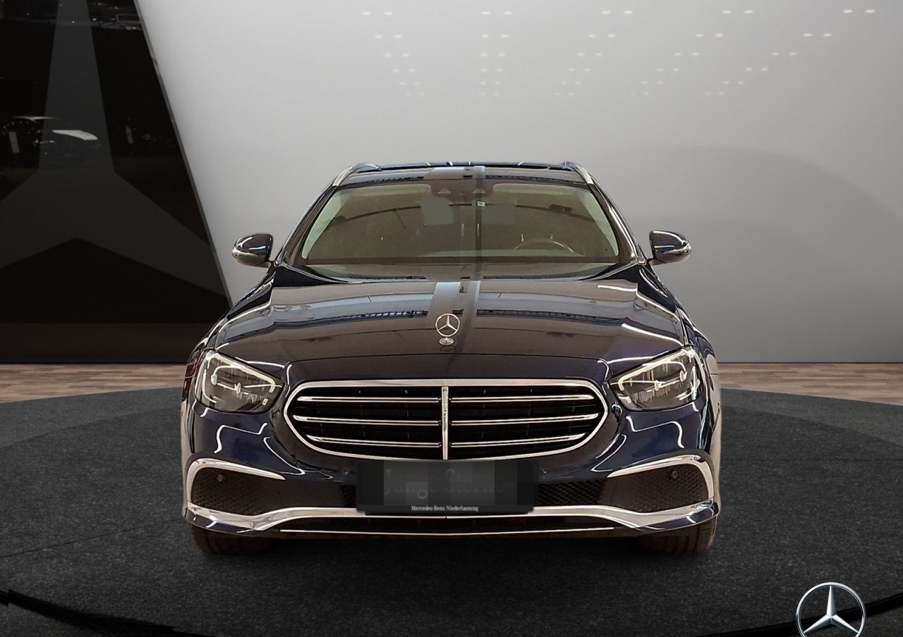 Mercedes-Benz E 300 de 4M T EXCLUSIVE/SD/RFK/HUD/LED foto 3