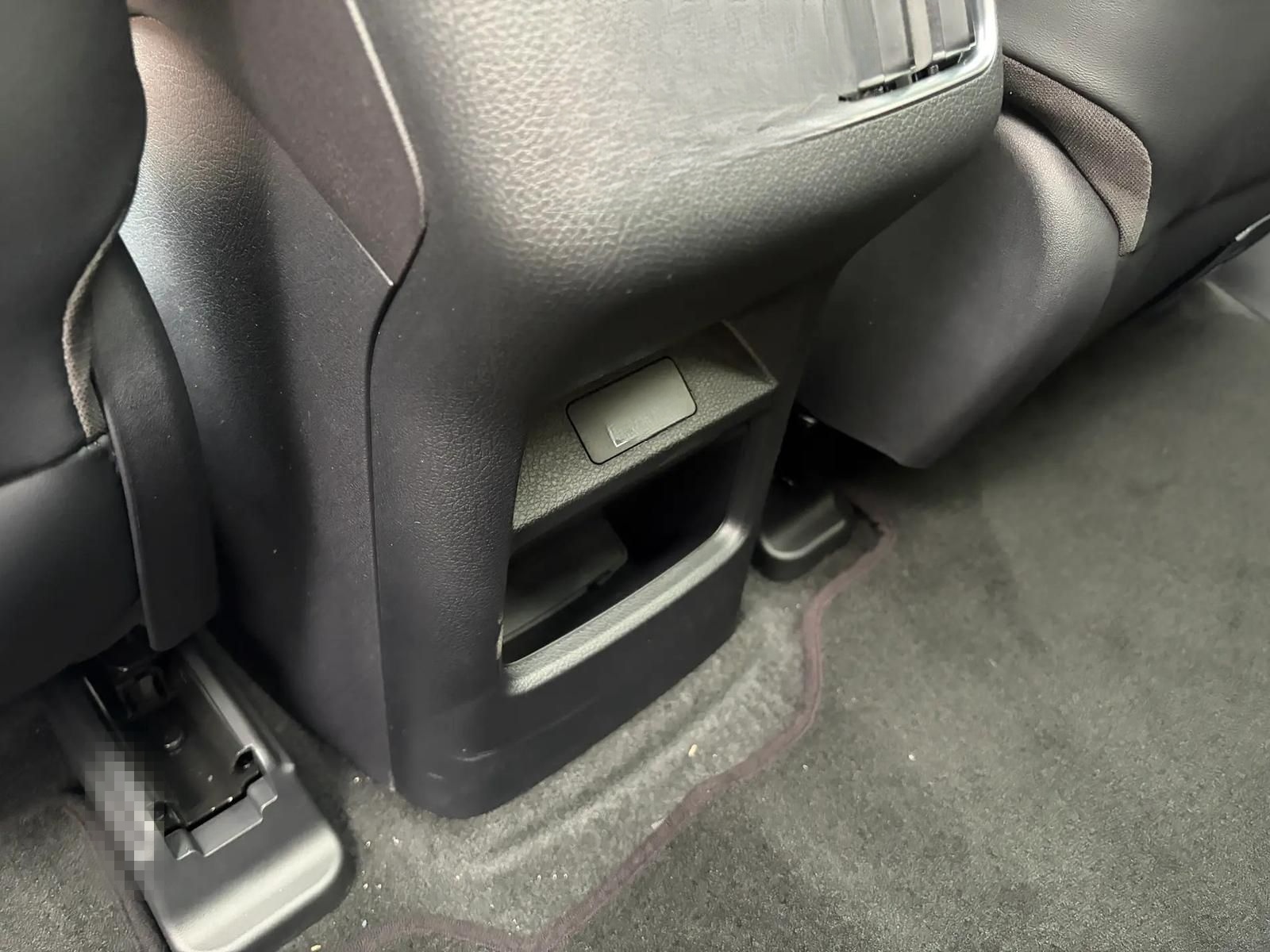 BYD SEAL U 1.5 DM-I BOOST 18.3KWH PANO-GSD HEAD-UP foto 17