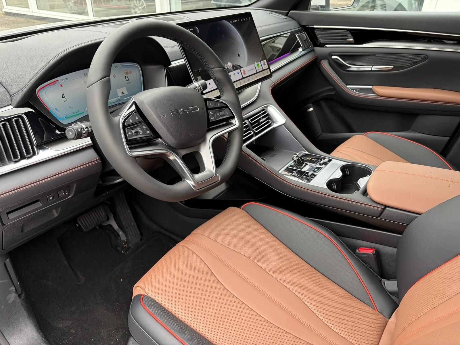 BYD SEAL U 1.5 DM-I BOOST 18.3KWH PANO-GSD HEAD-UP foto 19