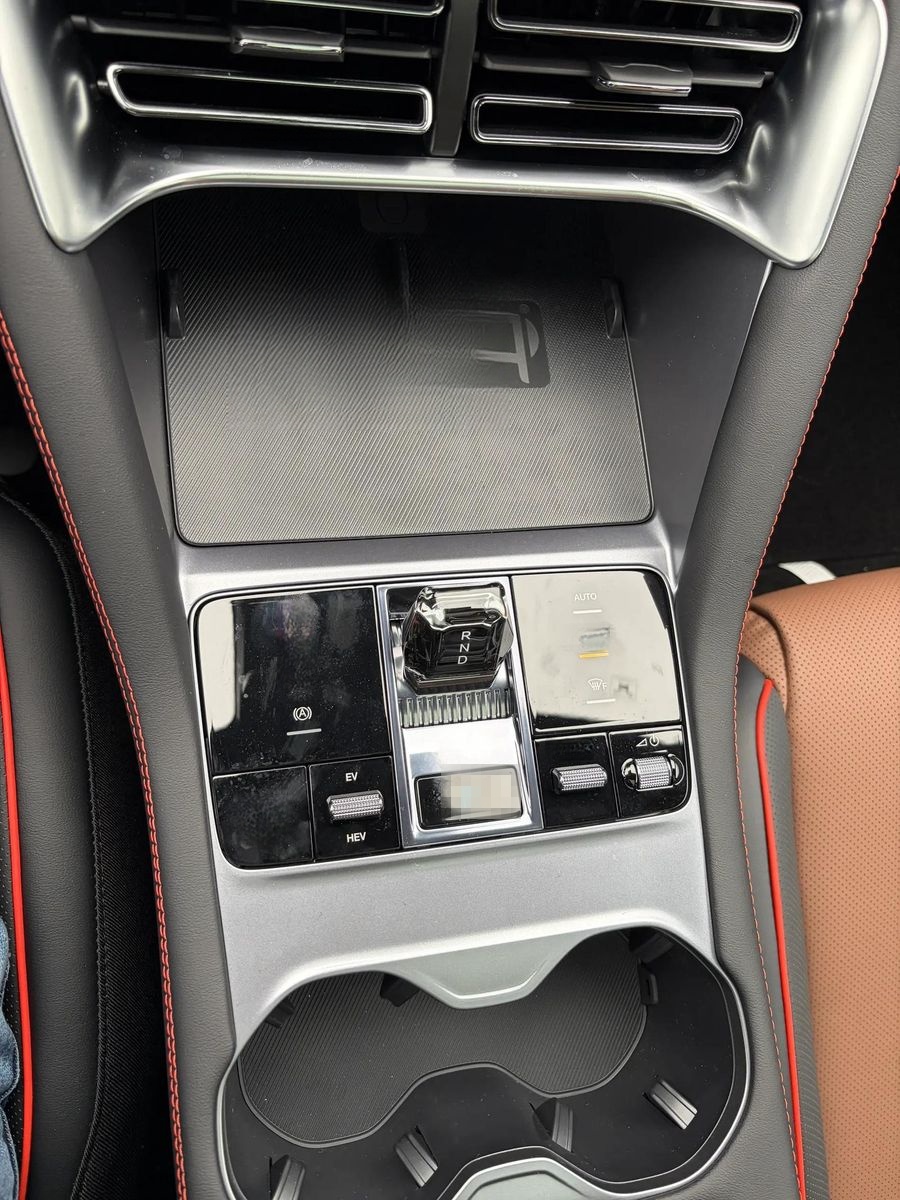 BYD SEAL U 1.5 DM-I BOOST 18.3KWH PANO-GSD HEAD-UP foto 10