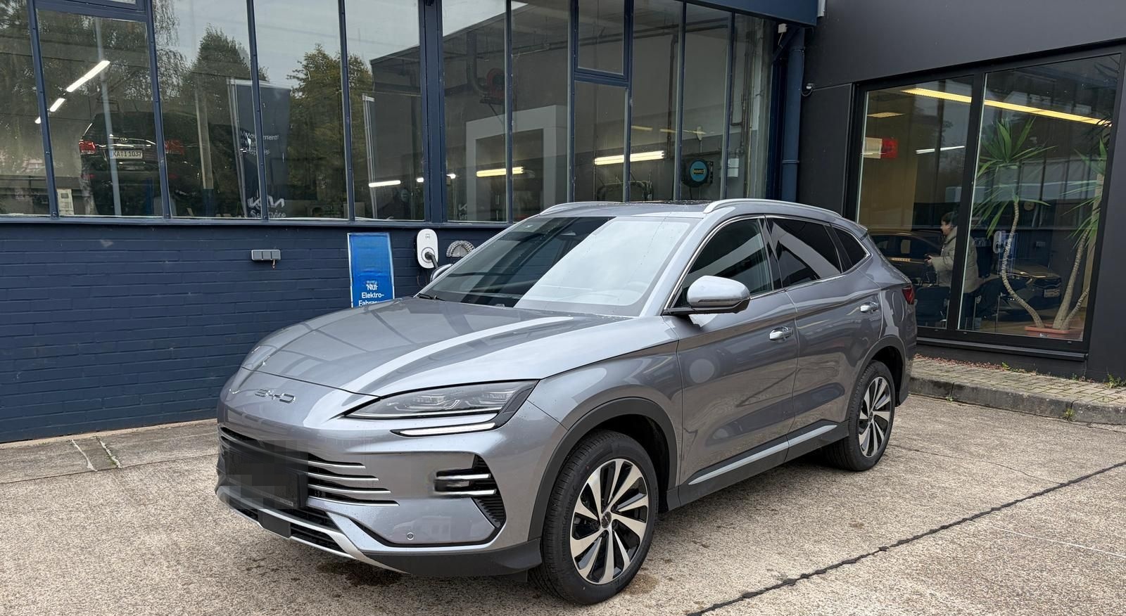 BYD SEAL U 1.5 DM-I BOOST 18.3KWH PANO-GSD HEAD-UP foto 2