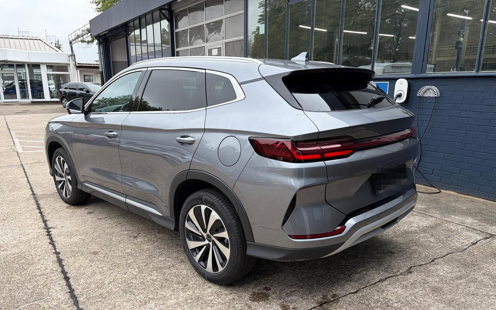 BYD SEAL U 1.5 DM-I BOOST 18.3KWH PANO-GSD HEAD-UP foto 5