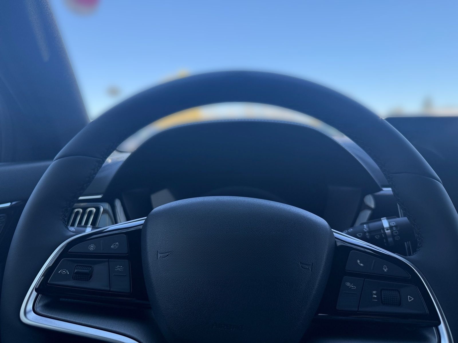 BYD Seal U DM-I | Design | Plug in Hybrid | Pano foto 12