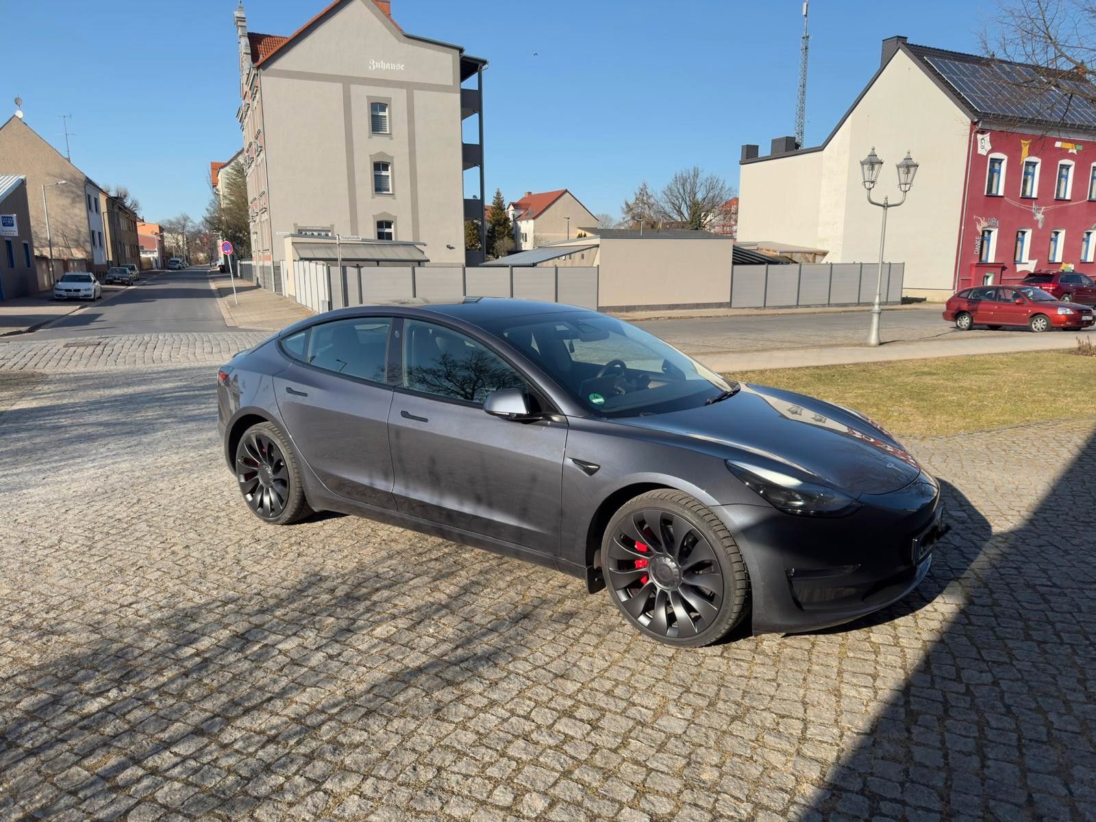 Tesla Model 3 Performance Dual AWD Lift foto 2