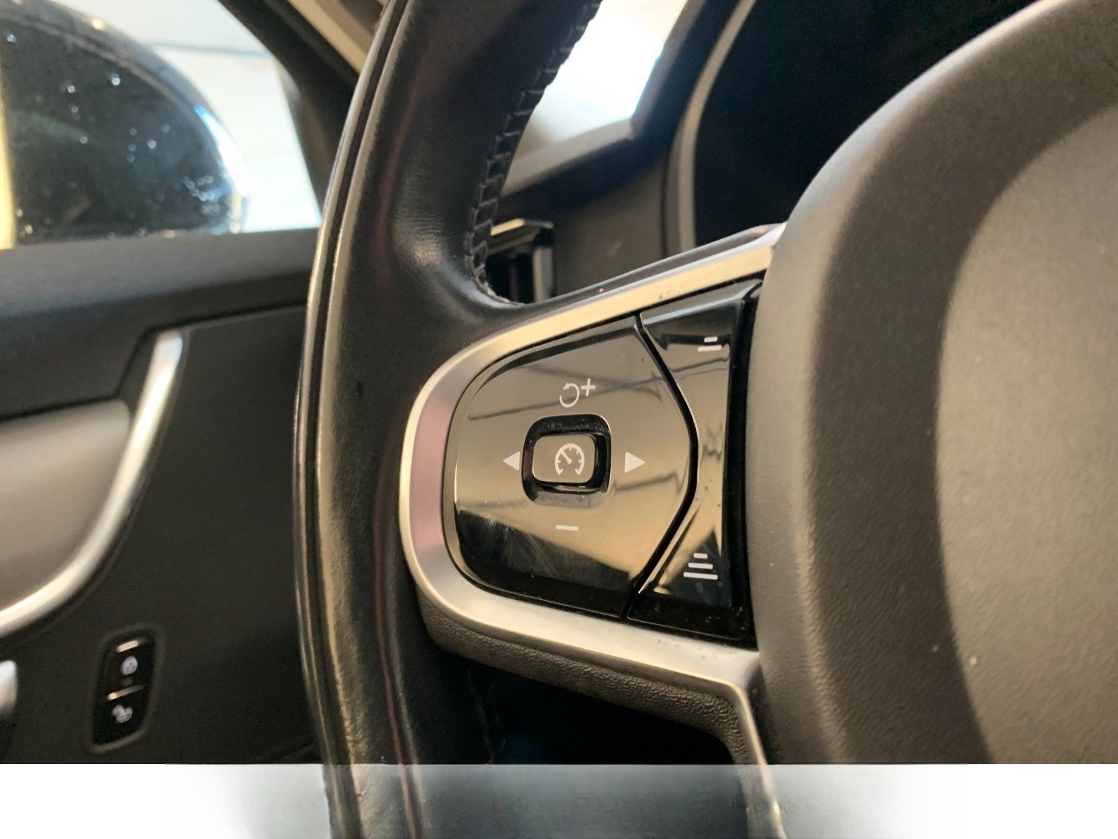 Volvo V90 Inscription 18" Nav Kam IntelliSafe Leder foto 12