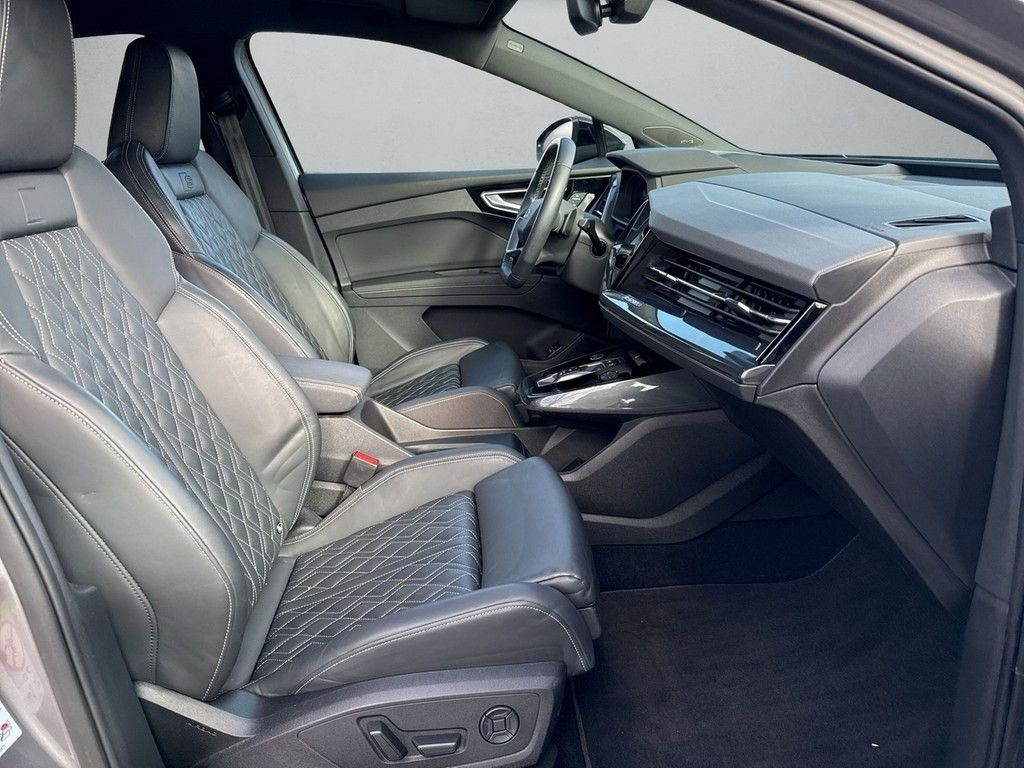 Audi Q4 Sportback 50 e-tron quattro *S line*Matrix* foto 14