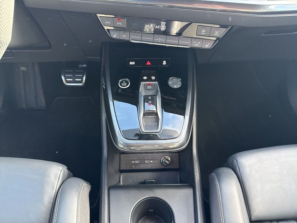 Audi Q4 Sportback 50 e-tron quattro *S line*Matrix* foto 10