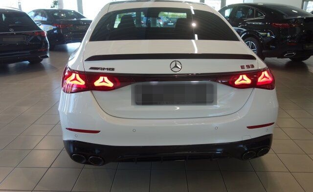 Mercedes-Benz E 53 Hybrid 4M PERF SITZE PANO FAHR PAK CARBO 21 foto 7