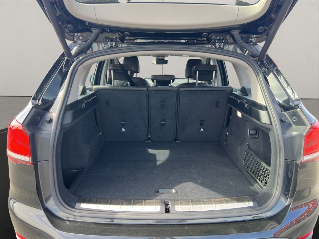 BMW X1 xDrive18d Sport Line+BUSINESS-PAKET+AHK+PDC+ foto 17