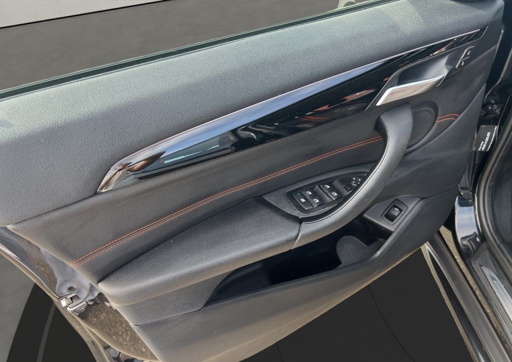 BMW X1 xDrive18d Sport Line+BUSINESS-PAKET+AHK+PDC+ foto 9