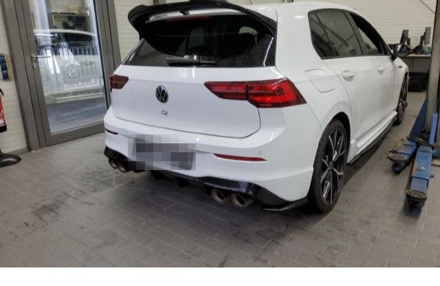 Volkswagen Golf VIII 2.0 TSI DSG 4Motion R Navi Leder R-Per foto 2