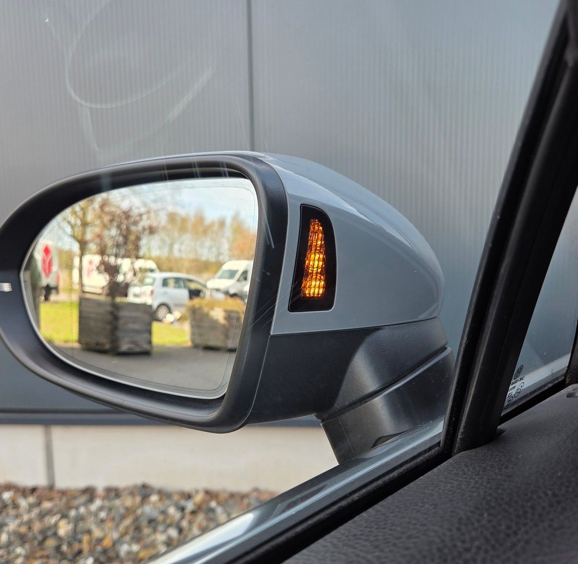 Volkswagen Passat Variant 2.0 TDI DSG Business /AHK/el.Klap foto 16