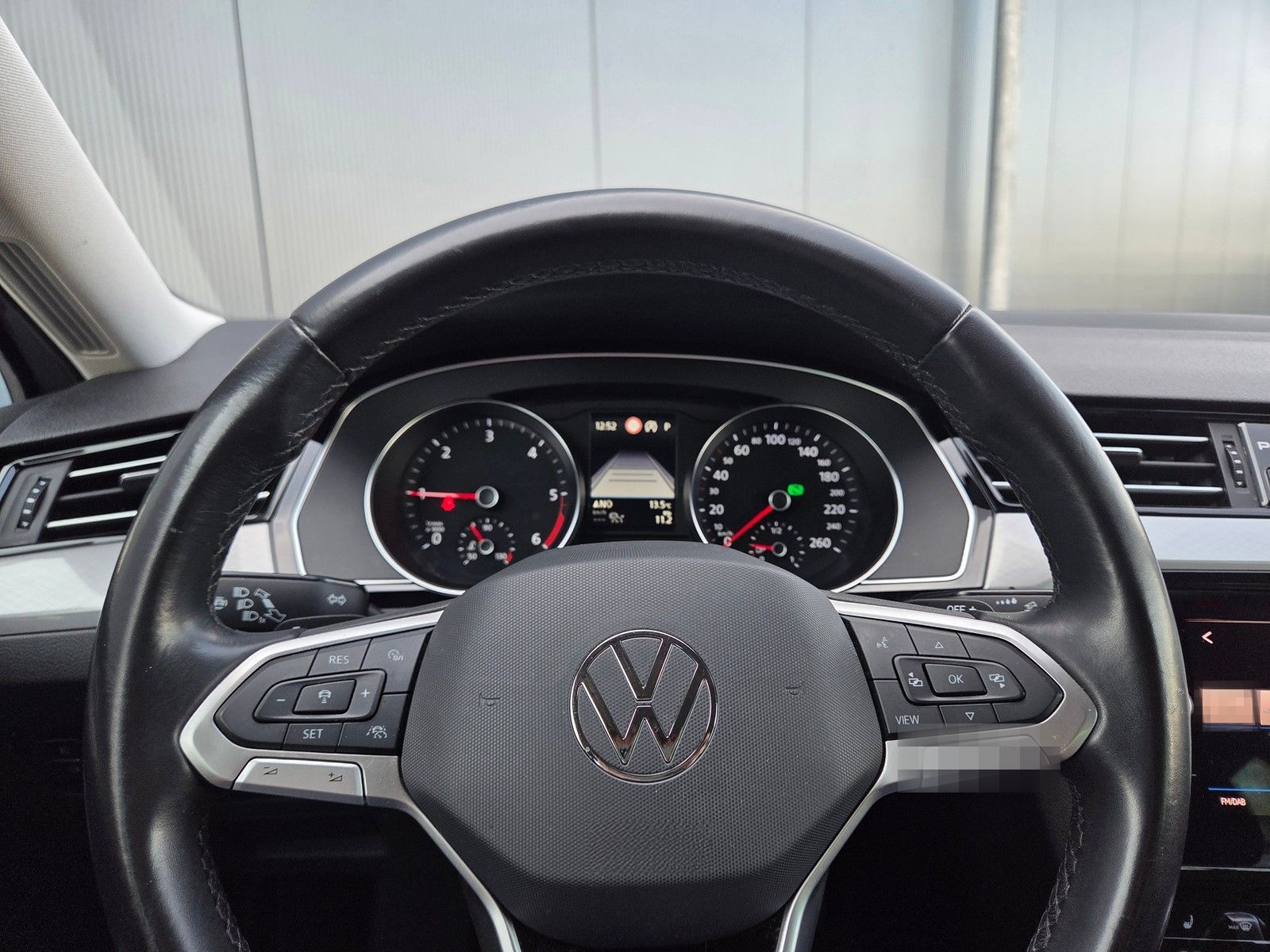 Volkswagen Passat Variant 2.0 TDI DSG Business /AHK/el.Klap foto 8