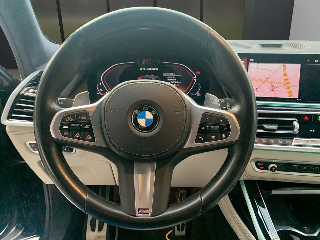 BMW X7 M50i xDrive LASER NAVI HUD PANO STANDH 360° foto 7