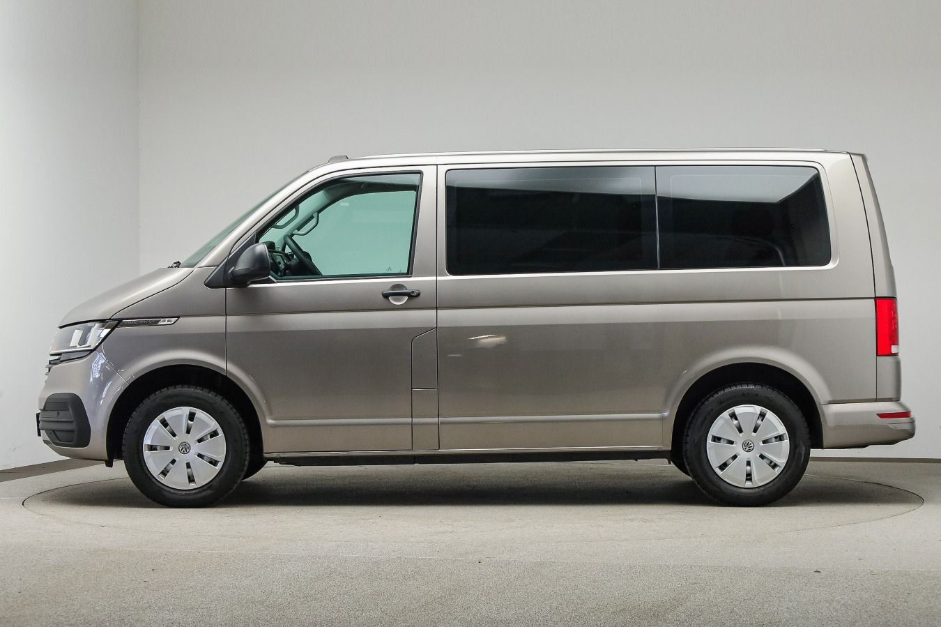 Volkswagen T6.1 Multivan Trendline 2.0 l TDI *PDC*SZHZG* foto 4