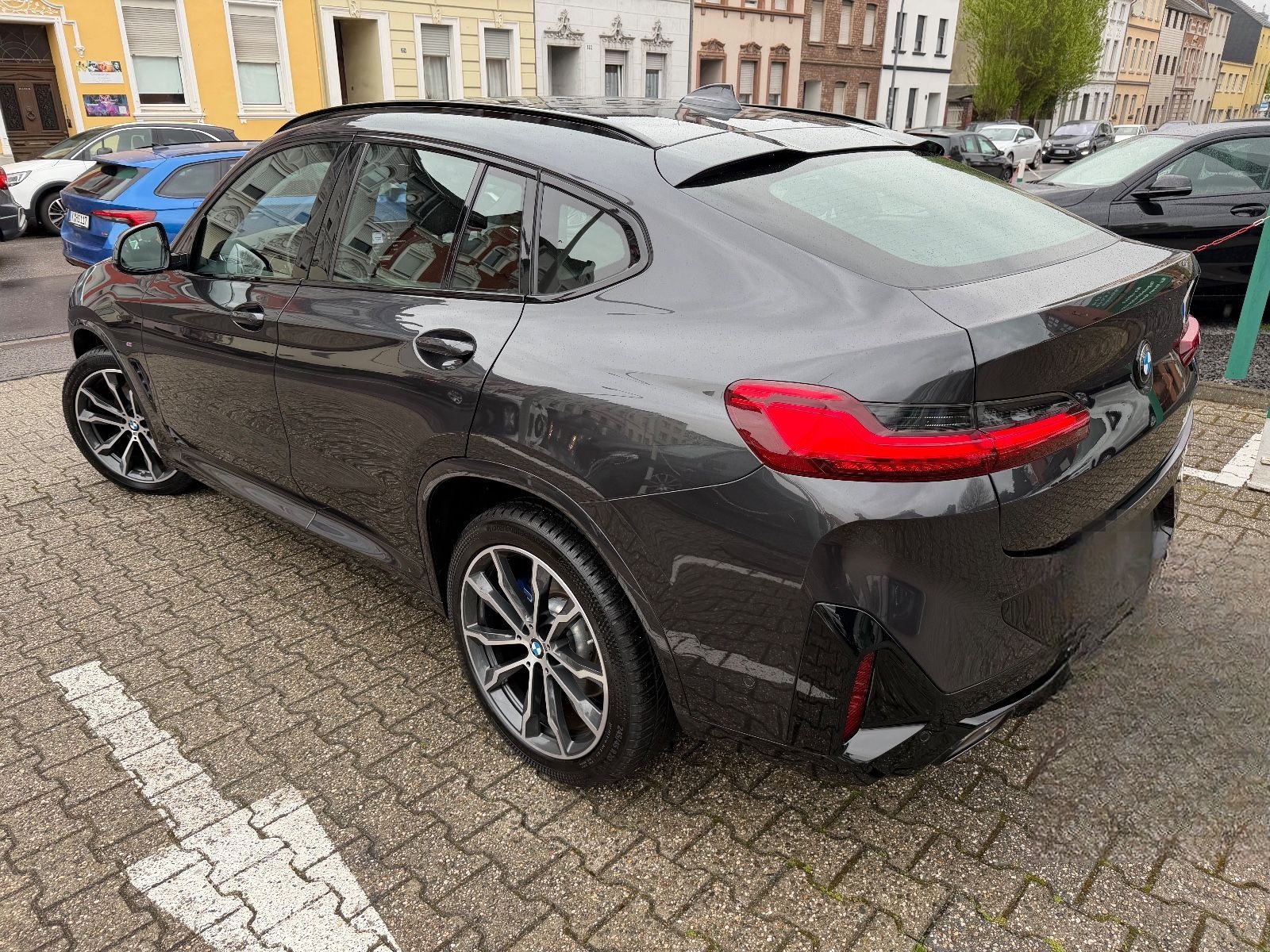 BMW X4 xDrive 20 d M SPORT AHK LASER PANO LEDER foto 6