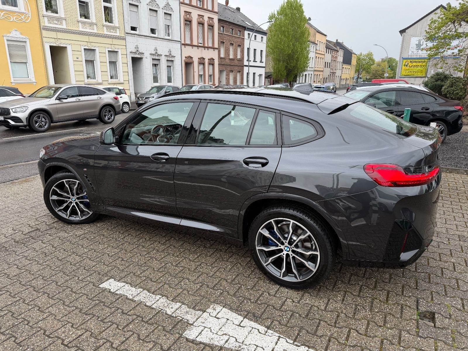 BMW X4 xDrive 20 d M SPORT AHK LASER PANO LEDER foto 7