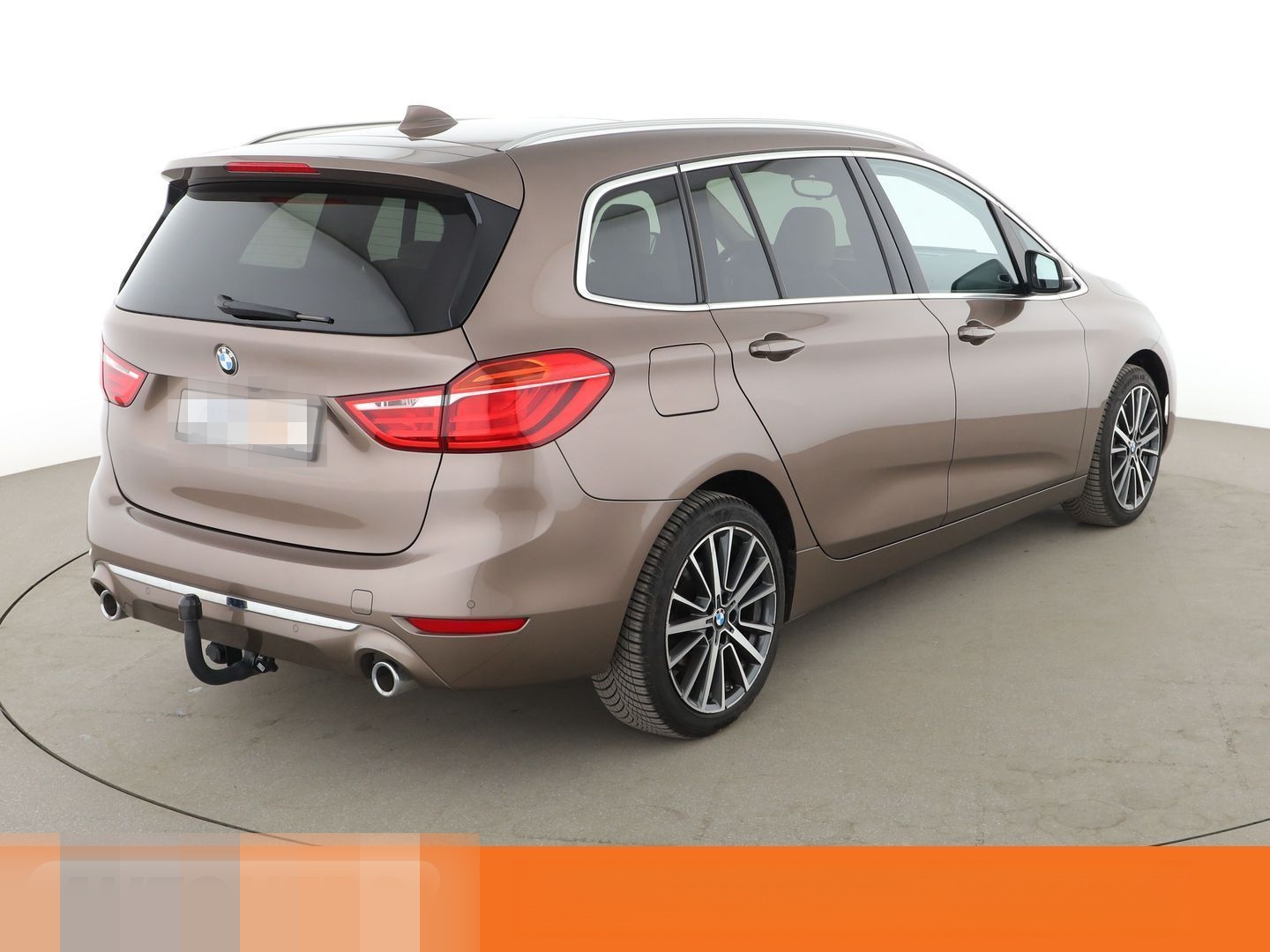 BMW 218d Gran Tourer Luxury Line *NAVI*LED*HUD*H&K* foto 6