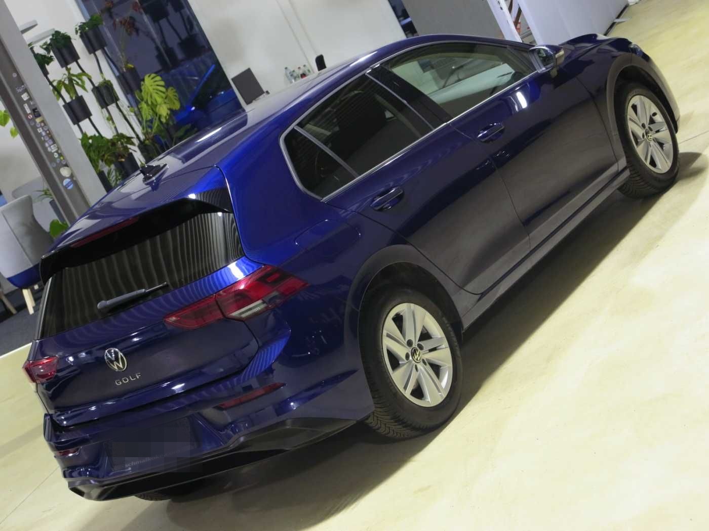 Volkswagen Golf VIII 2.0 TDI SCR DSG7 Life Navi ACC DAB foto 3