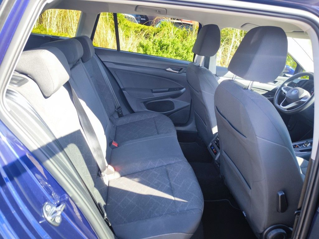 Volkswagen Golf Var 2.0 TDI DSG Life *AHK,ACC,SHZ,APP,VC* foto 7