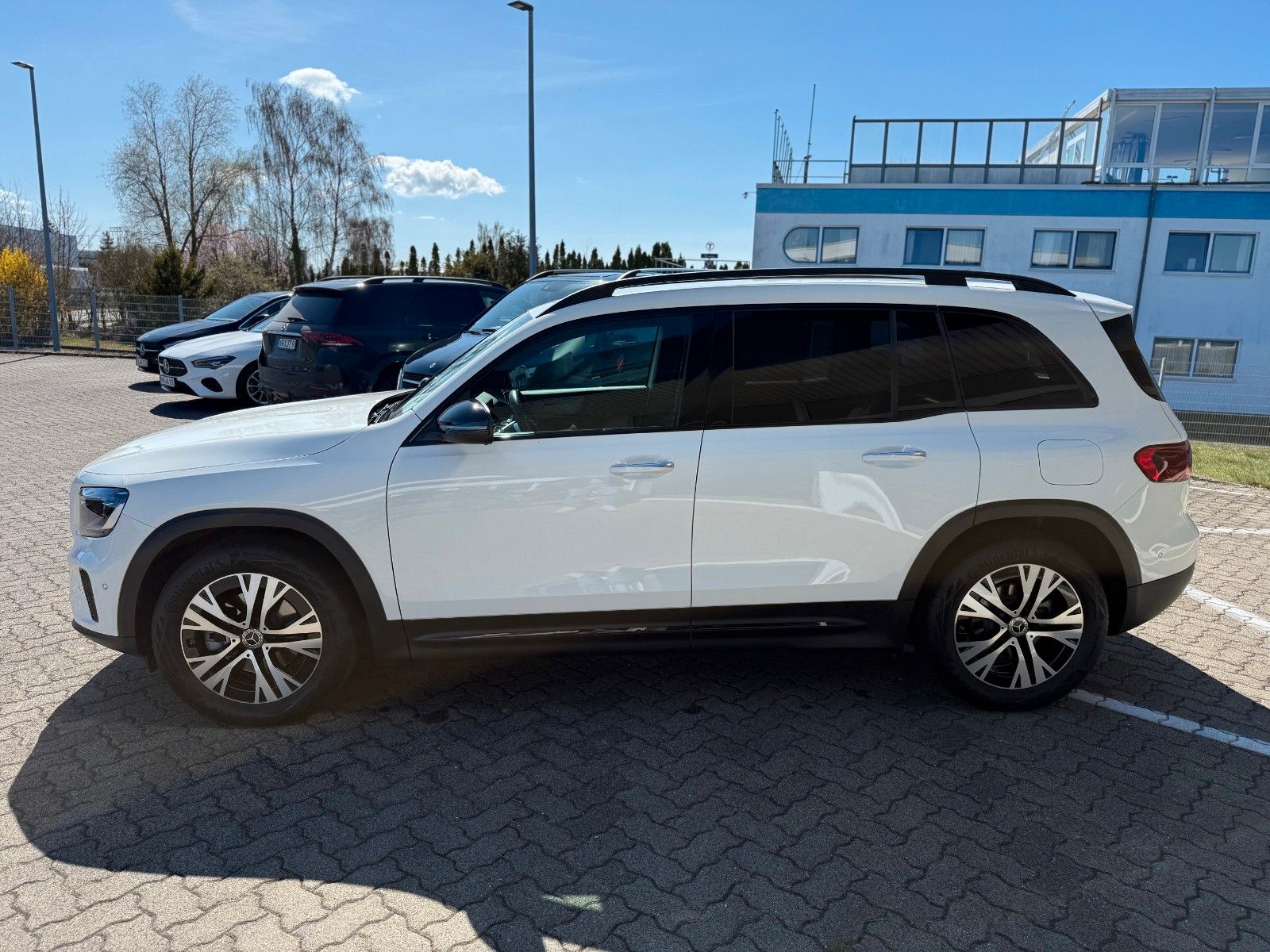 Mercedes-Benz GLB 200 Night-Paket*Totwinkel*Keyless-GO foto 13