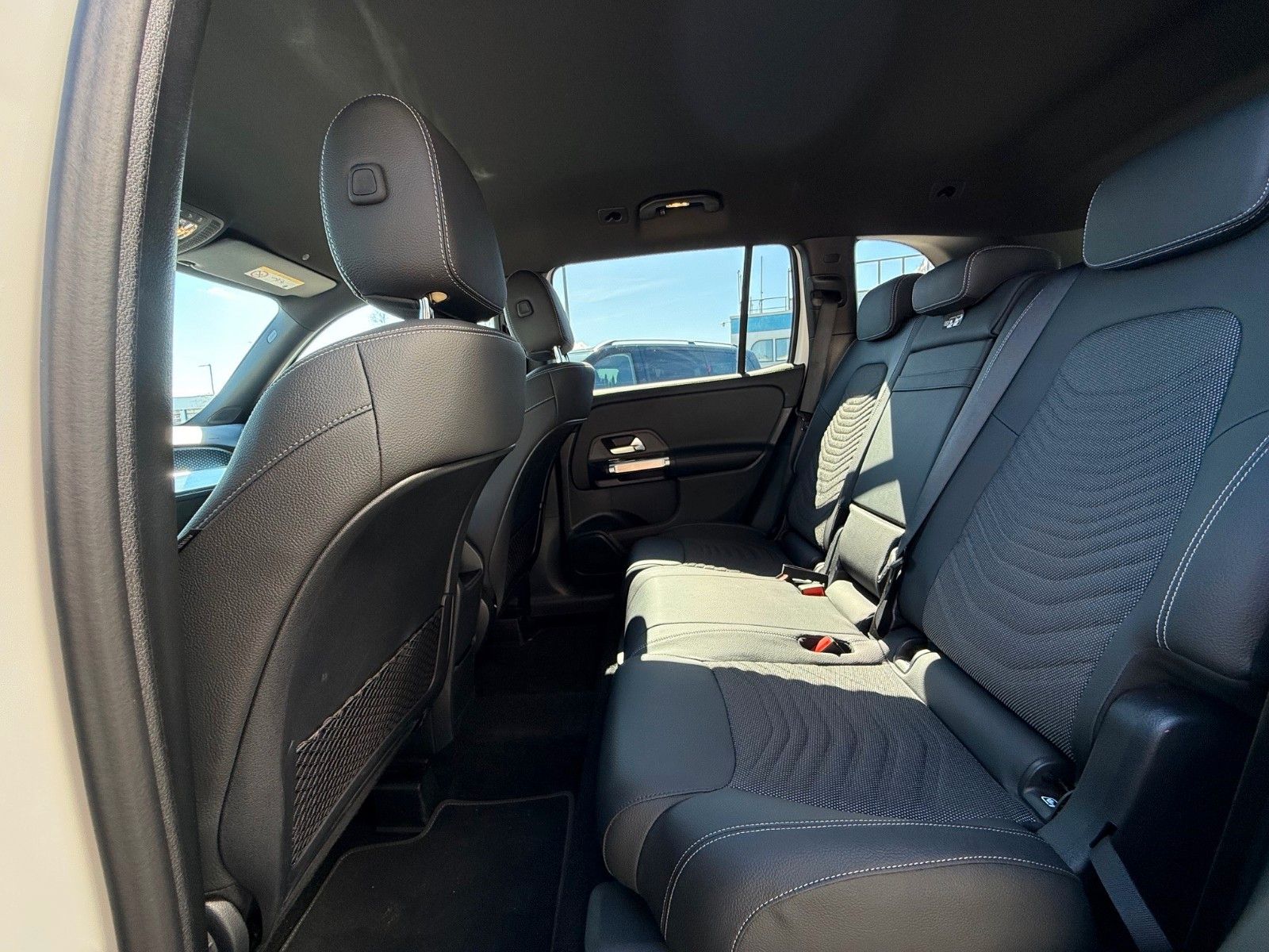 Mercedes-Benz GLB 200 Night-Paket*Totwinkel*Keyless-GO foto 16
