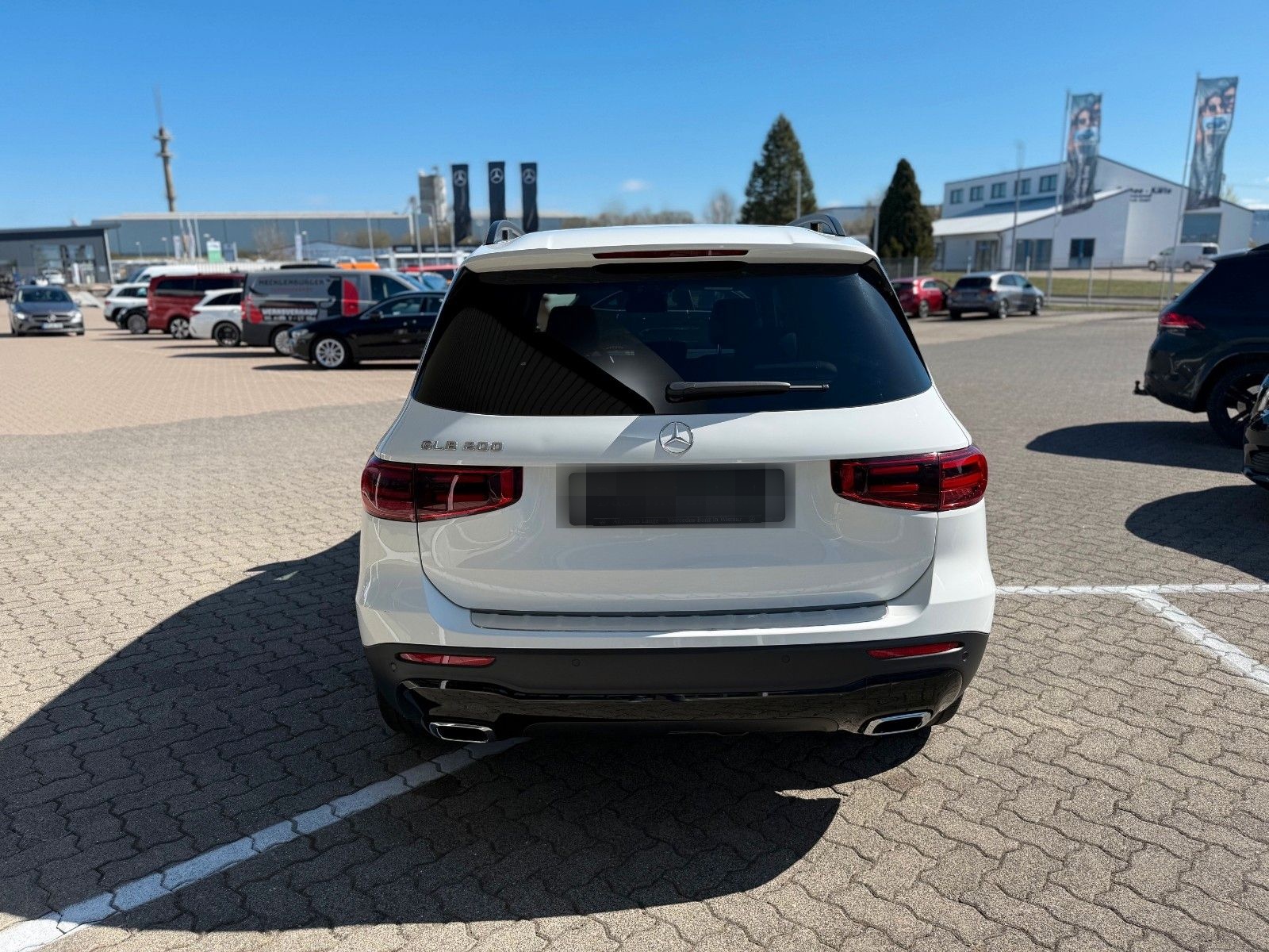 Mercedes-Benz GLB 200 Night-Paket*Totwinkel*Keyless-GO foto 6