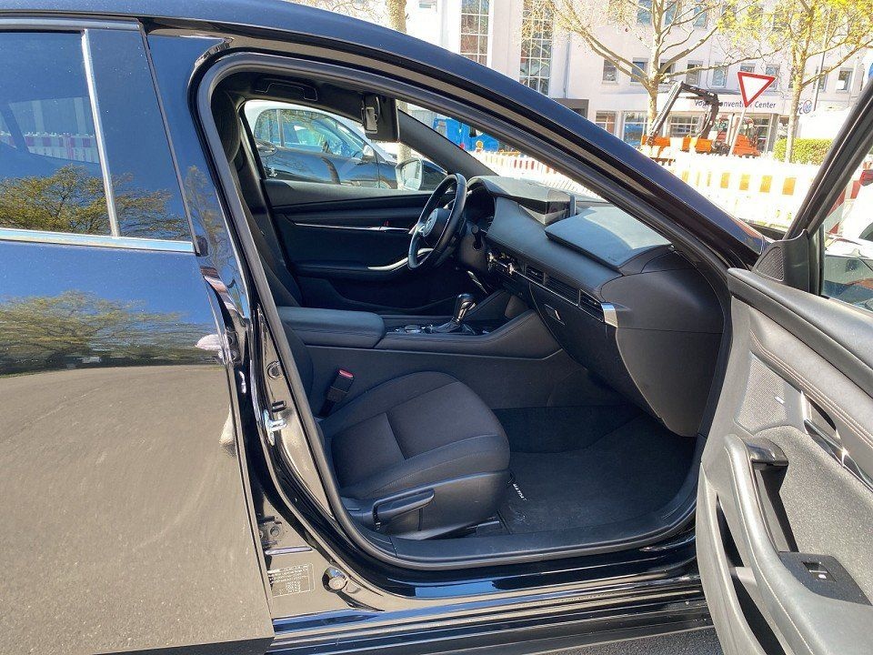 Mazda 3 2.0 150PS M Hybrid 6AG AL-SELECTION A18 DES-P  foto 8
