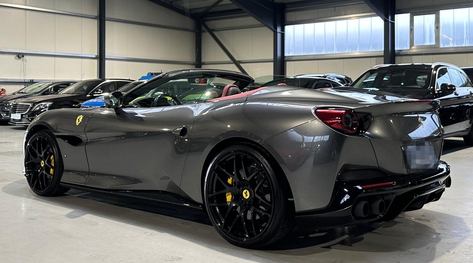 Ferrari Portofino GRIGIO SILVERST. BORDEAUX TOP gepflegt foto 9