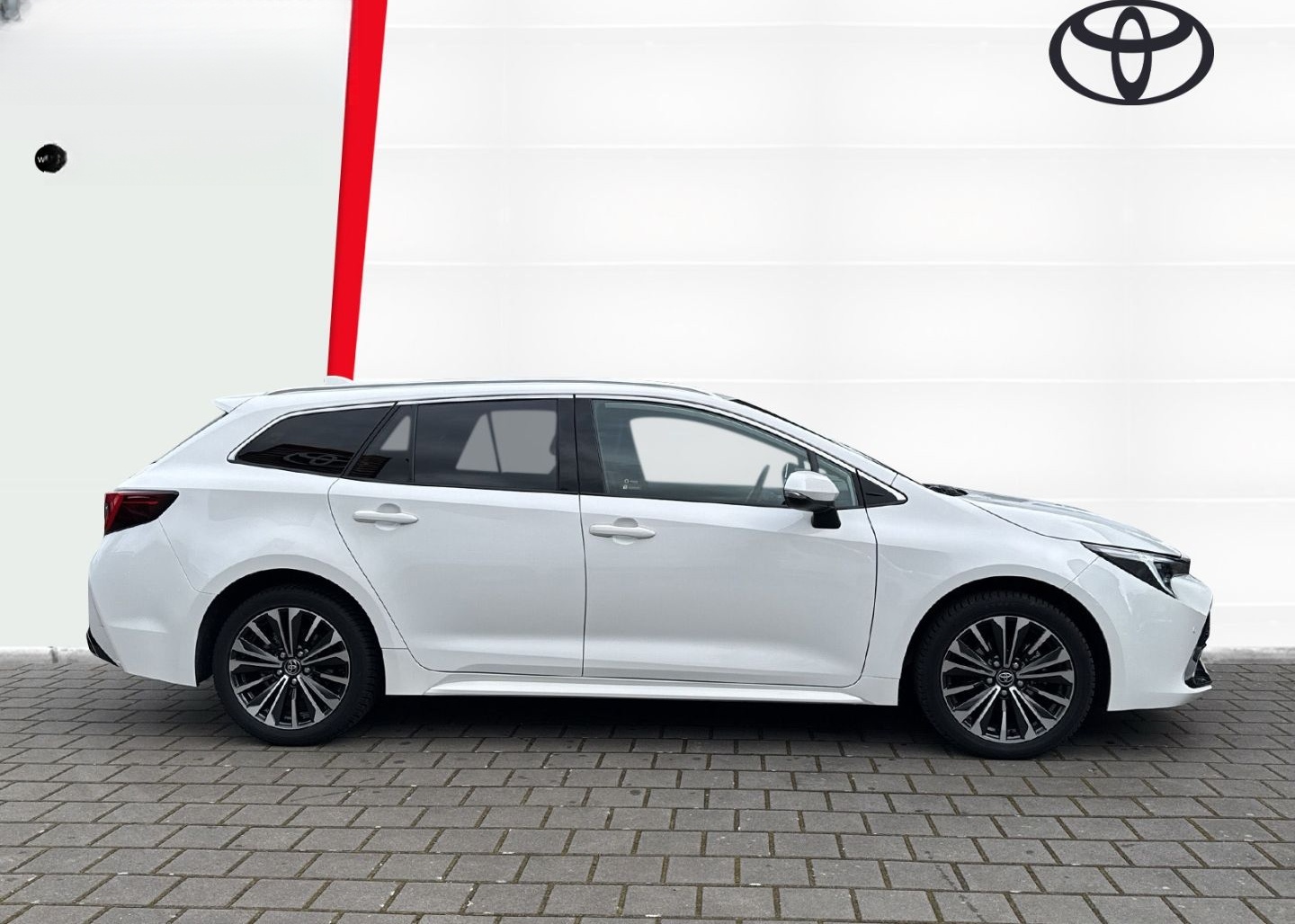 Toyota Corolla 1.8 Hybrid Touring Sports Team D +Navi + foto 2