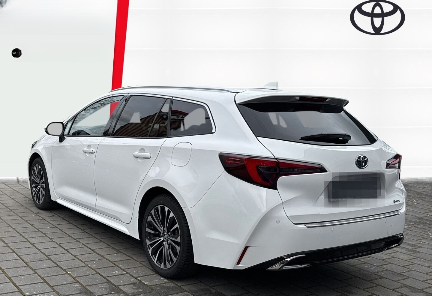 Toyota Corolla 1.8 Hybrid Touring Sports Team D +Navi + foto 4