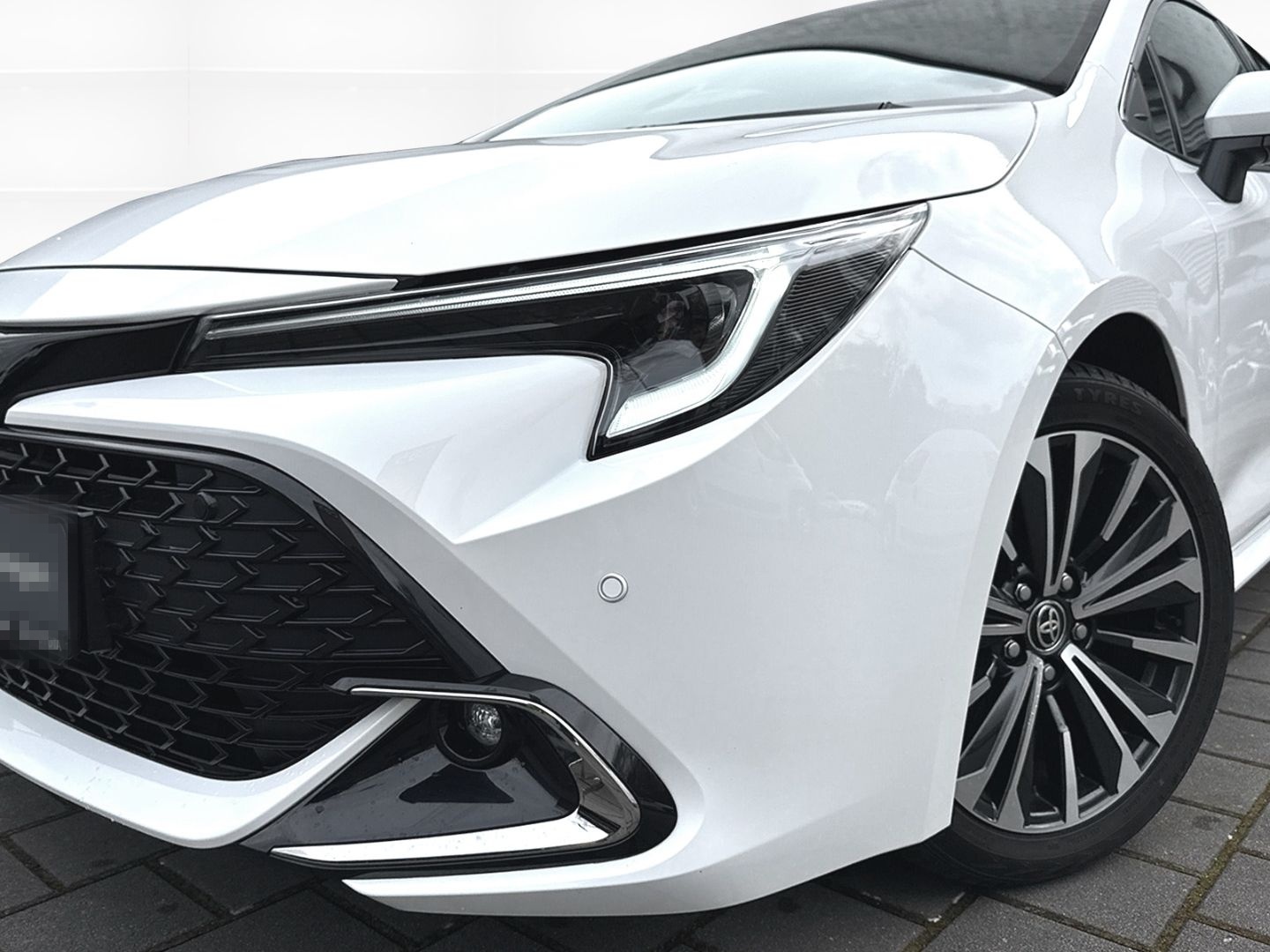 Toyota Corolla 1.8 Hybrid Touring Sports Team D +Navi + foto 7