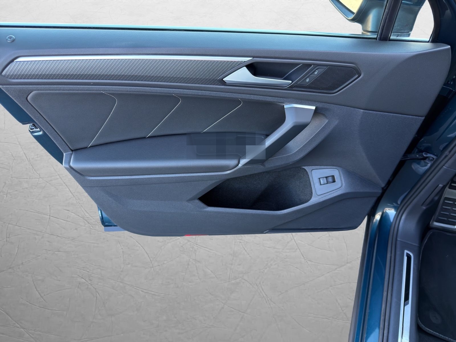 Volkswagen Tiguan R-Line 4Motion/Pano/Matrix/AHK/Side-Assis foto 12