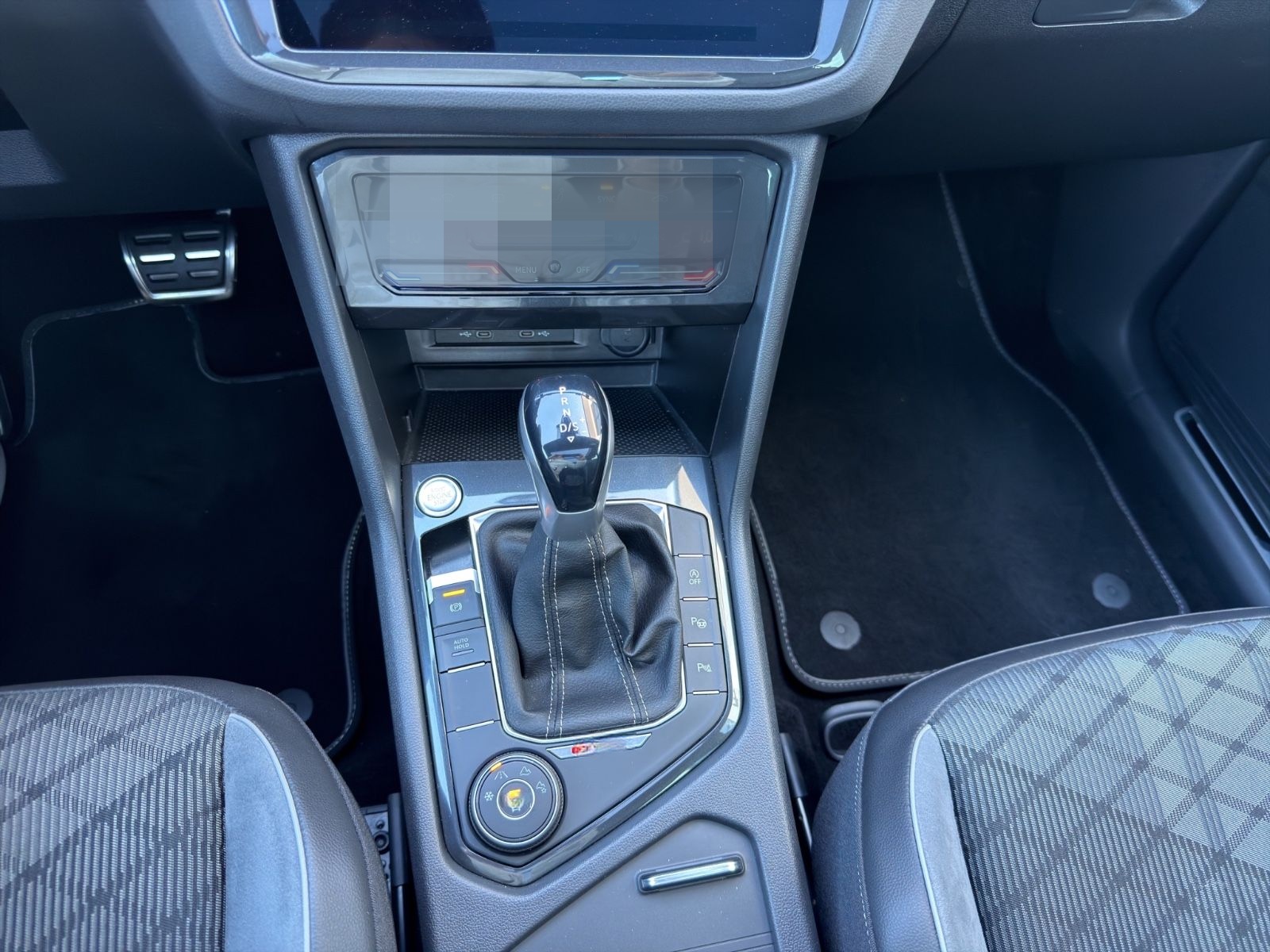 Volkswagen Tiguan R-Line 4Motion/Pano/Matrix/AHK/Side-Assis foto 15