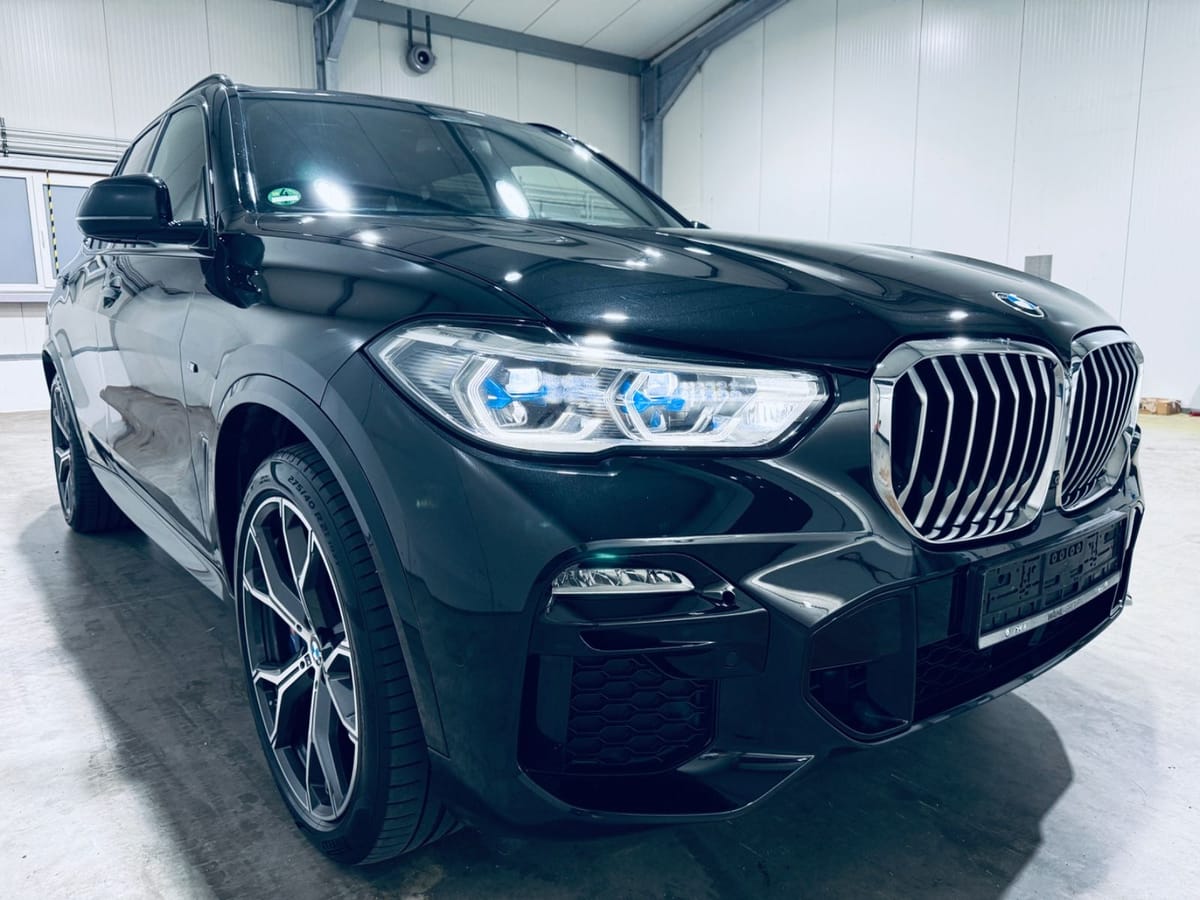 BMW X5 xDrive 30 d M-SPORT LASER 360K PANO AHK