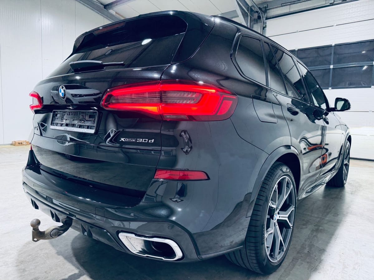 BMW X5 xDrive 30 d M-SPORT LASER 360K PANO AHK foto 4