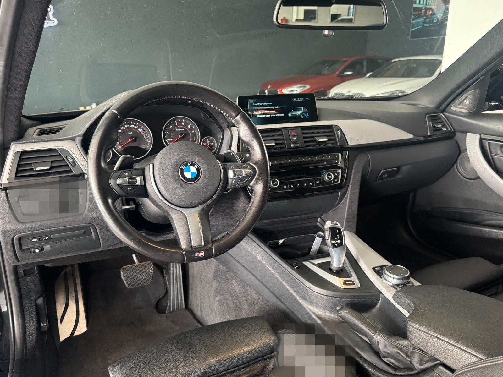 BMW 330e M Sport foto 11