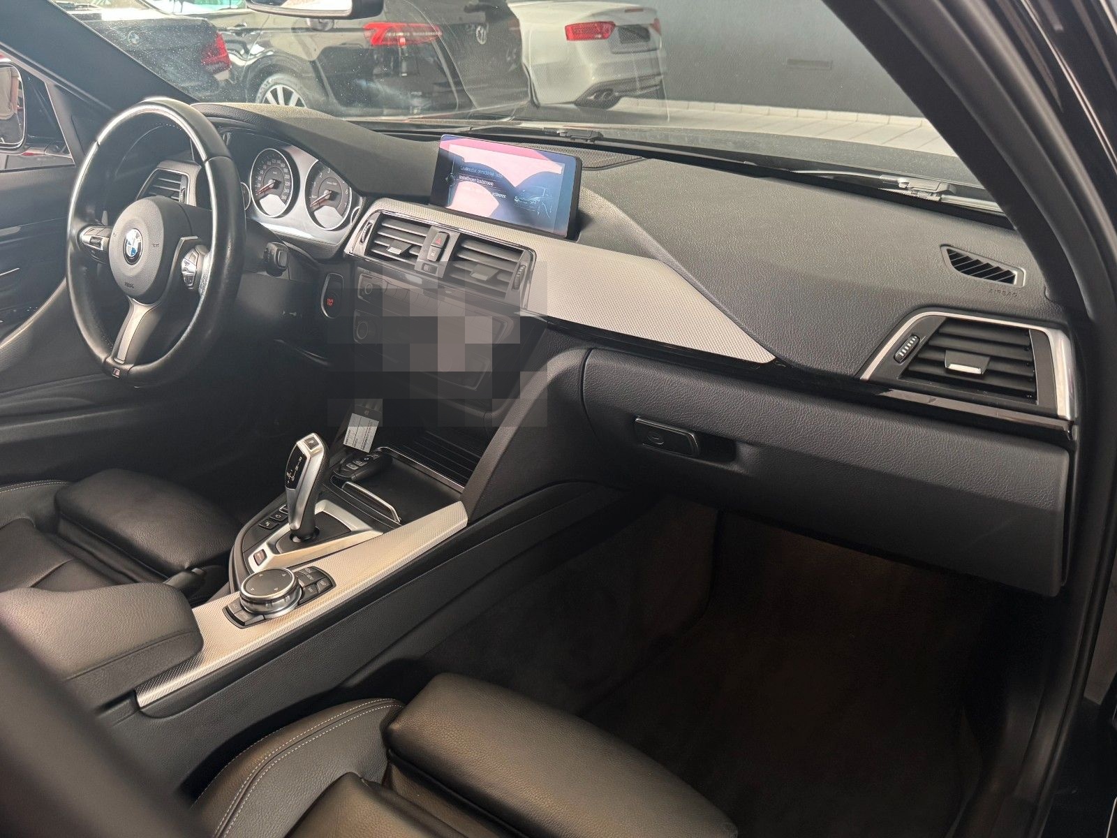 BMW 330e M Sport foto 13