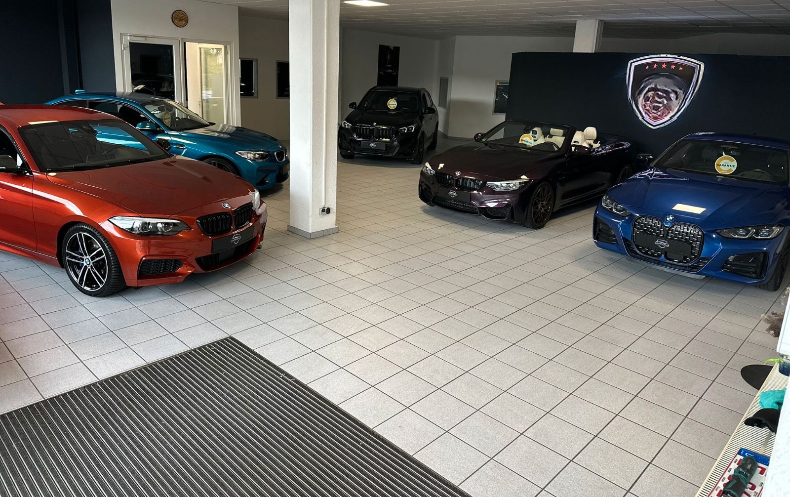 BMW 330e M Sport foto 14