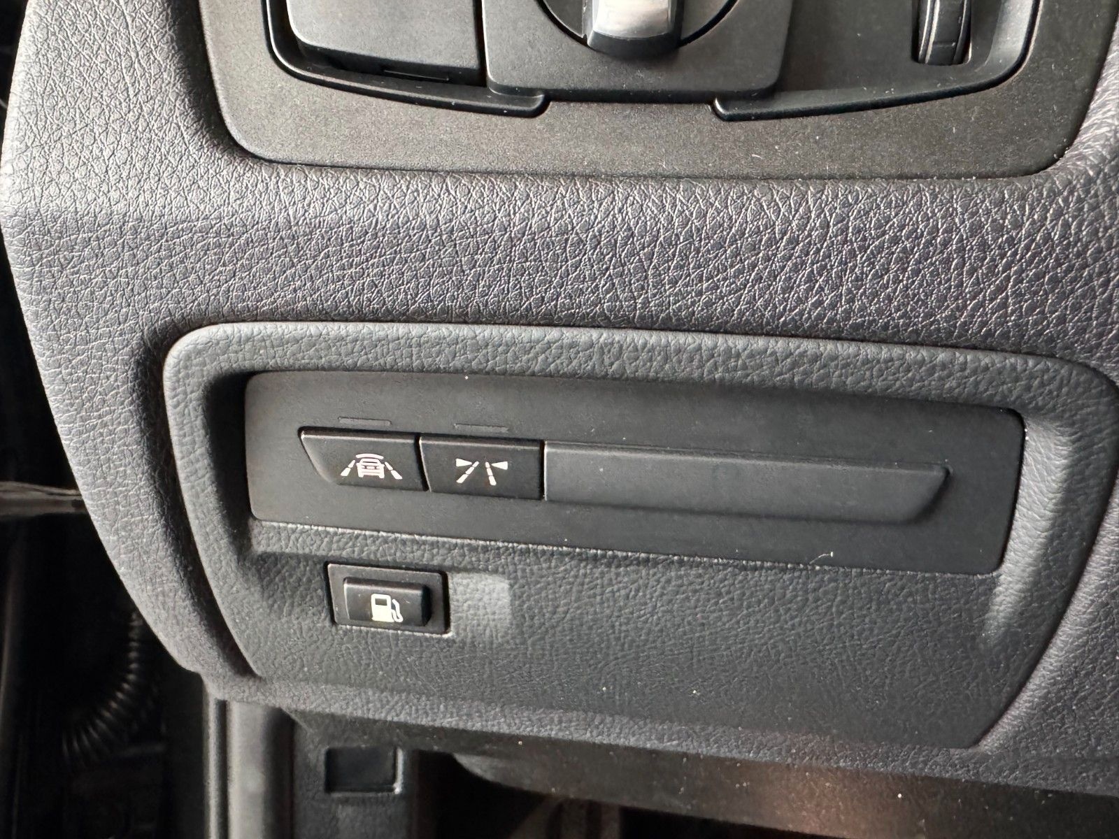 BMW 330e M Sport foto 17