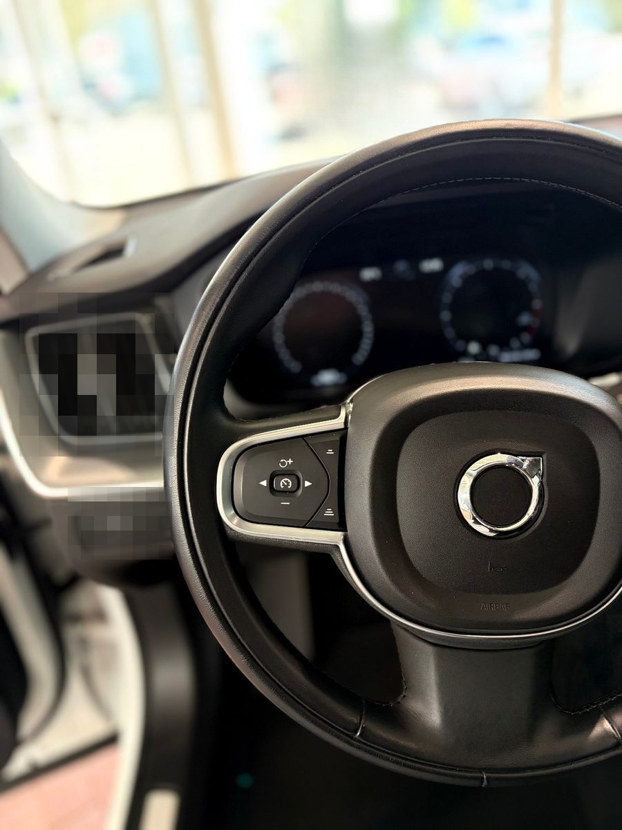 Volvo XC60 D4 Mom Leder AHK Navi Cam scheckh NR foto 15