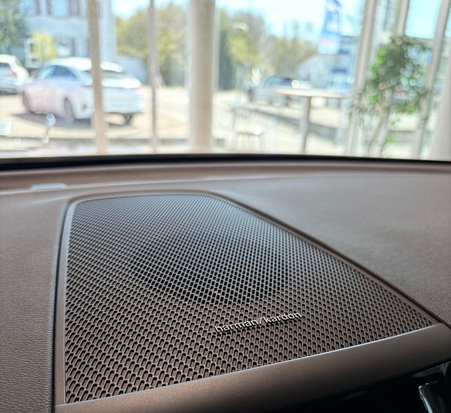 Volvo XC60 D4 Mom Leder AHK Navi Cam scheckh NR foto 20