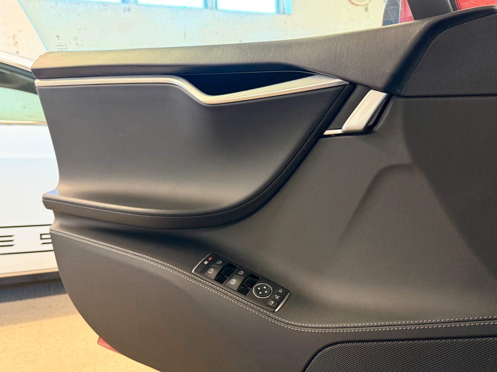 Tesla Model S P85 Performance 1.Hand 7-Sitzer CCS foto 21