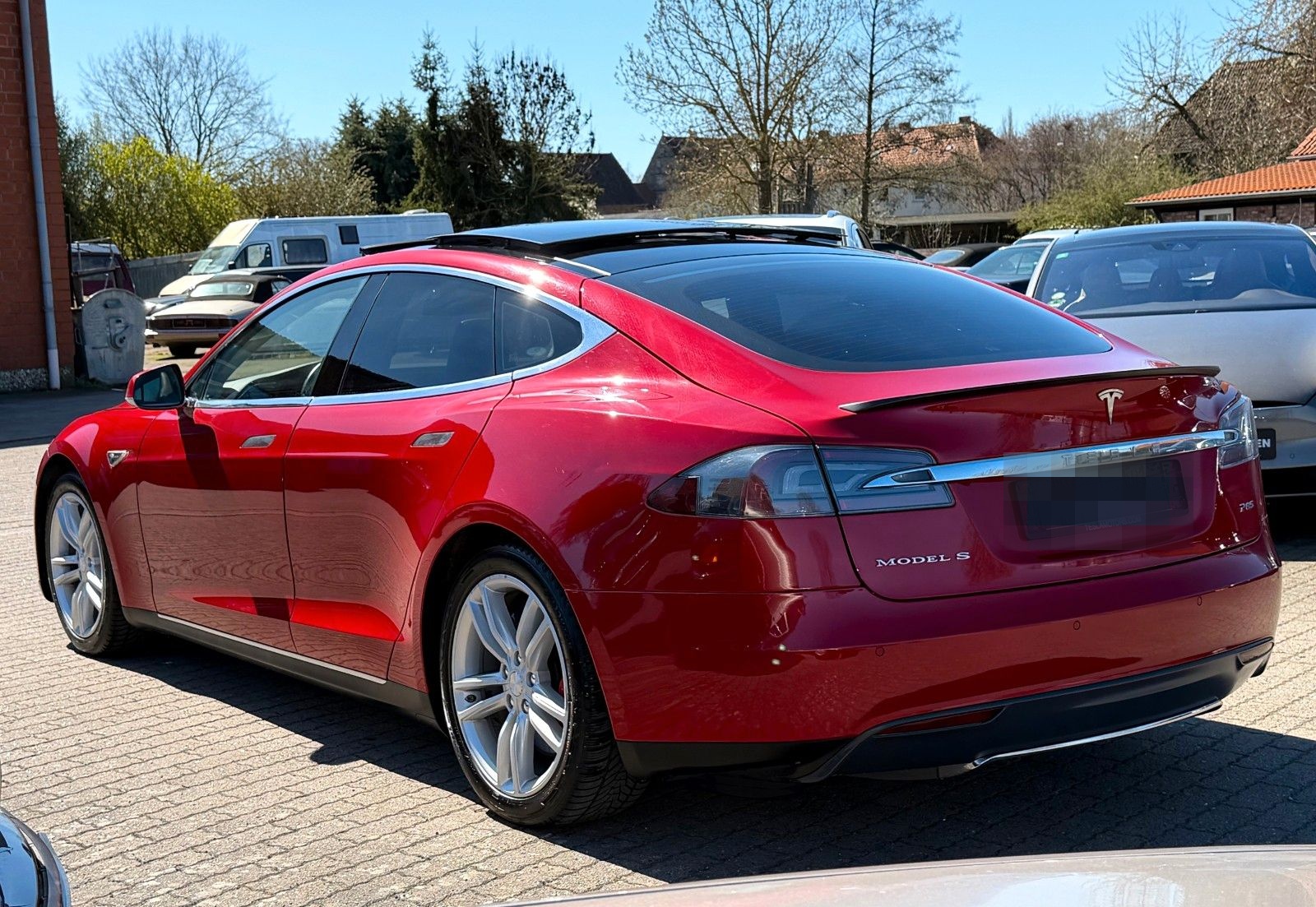Tesla Model S P85 Performance 1.Hand 7-Sitzer CCS foto 4